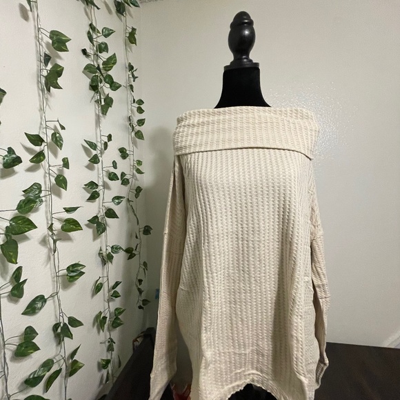 Free People Tops - NWT!! Free People Juicy Long Sleeve top